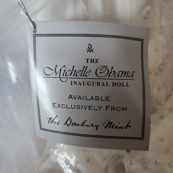 The Michelle Obama Inaugural Ball Porcelain Doll NIB The Danbury Mint 2009 White - Picture 5 of 11